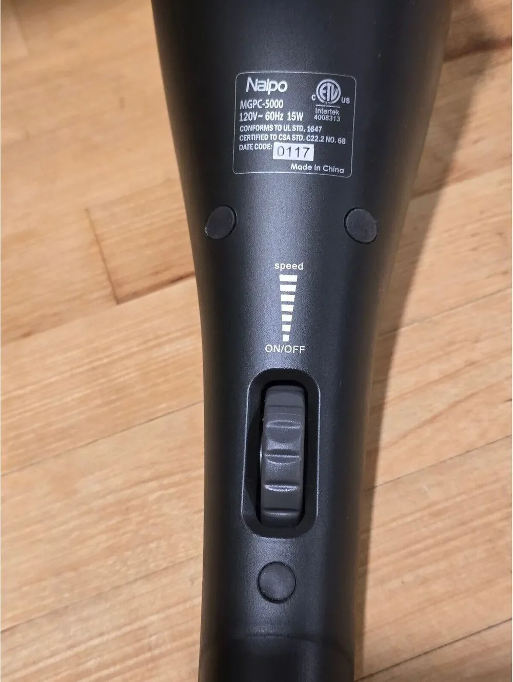 Naipo Handheld Massager w/ Heat & variable speed for a relaxing Massage